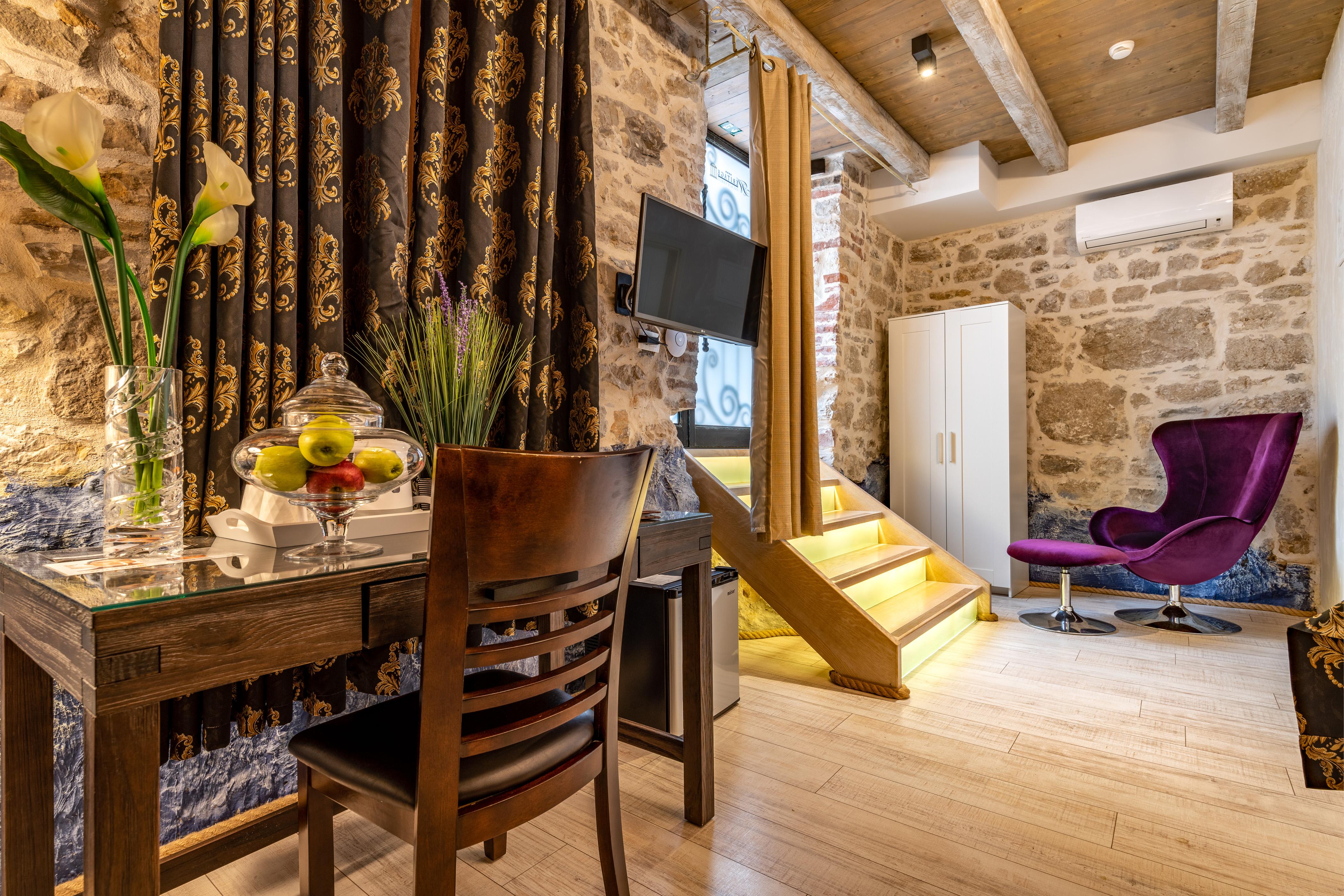 Heritage Palace Varos - Mag Quaint & Elegant Boutique Hotels Split Eksteriør bilde