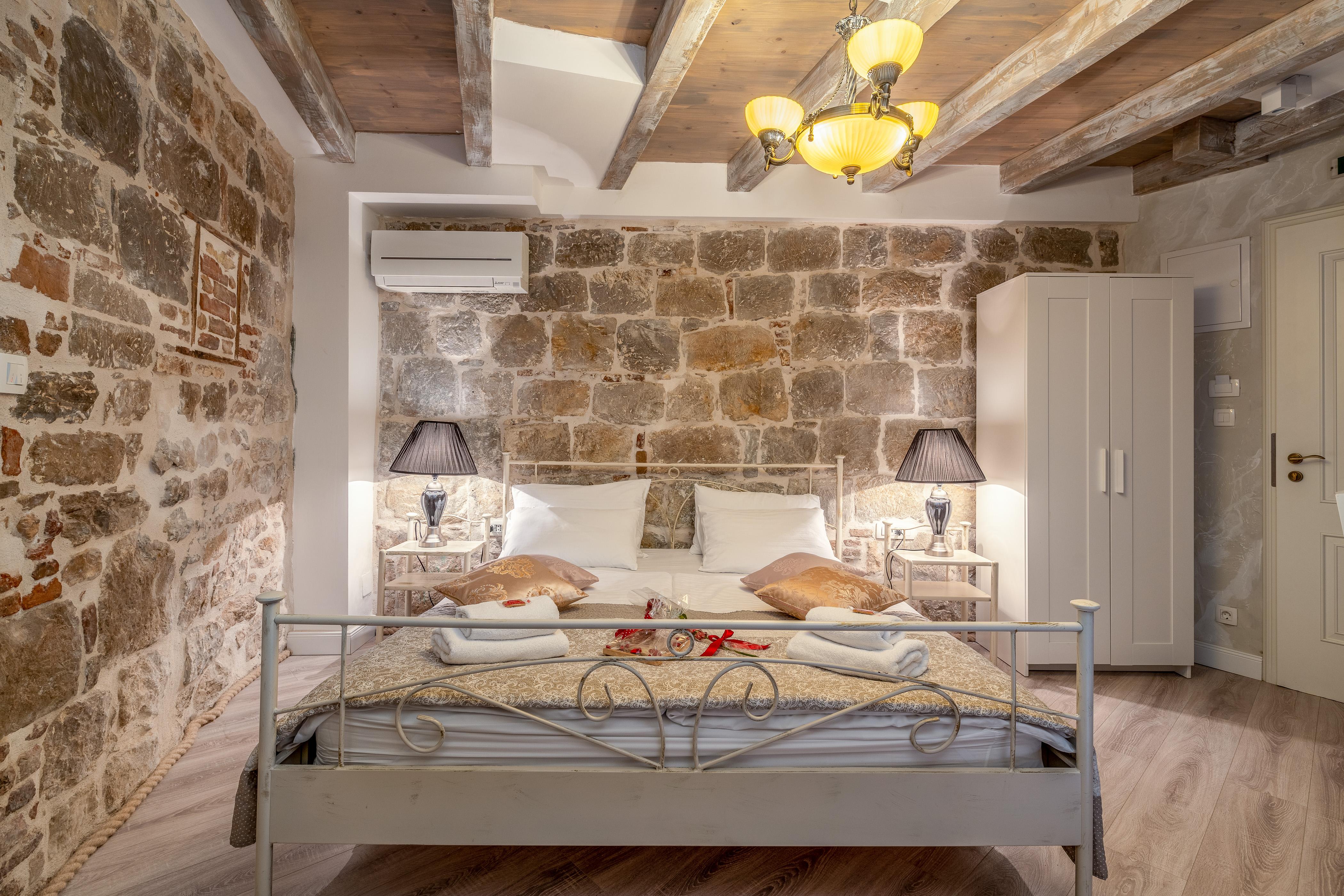 Heritage Palace Varos - Mag Quaint & Elegant Boutique Hotels Split Eksteriør bilde