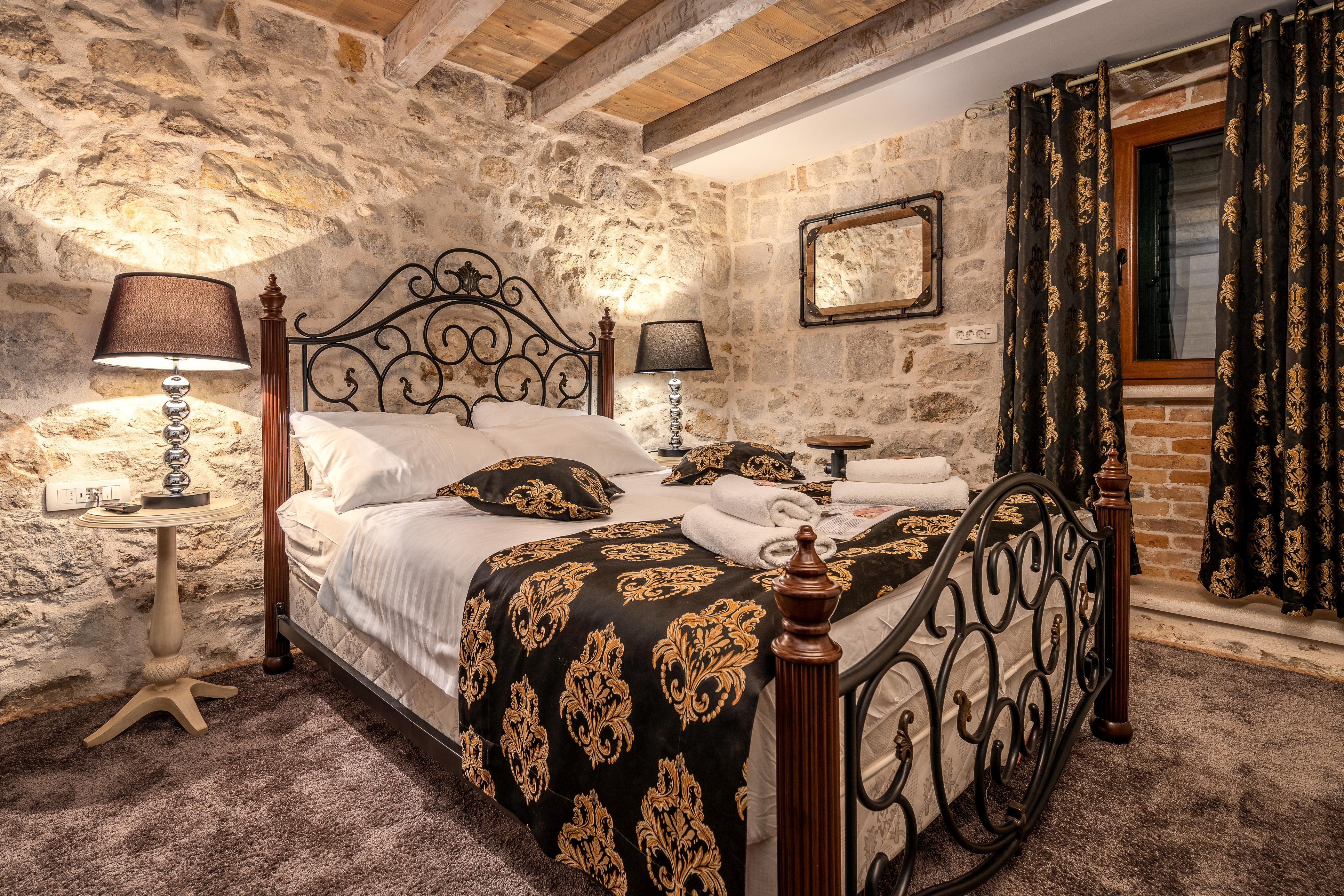 Heritage Palace Varos - Mag Quaint & Elegant Boutique Hotels Split Eksteriør bilde