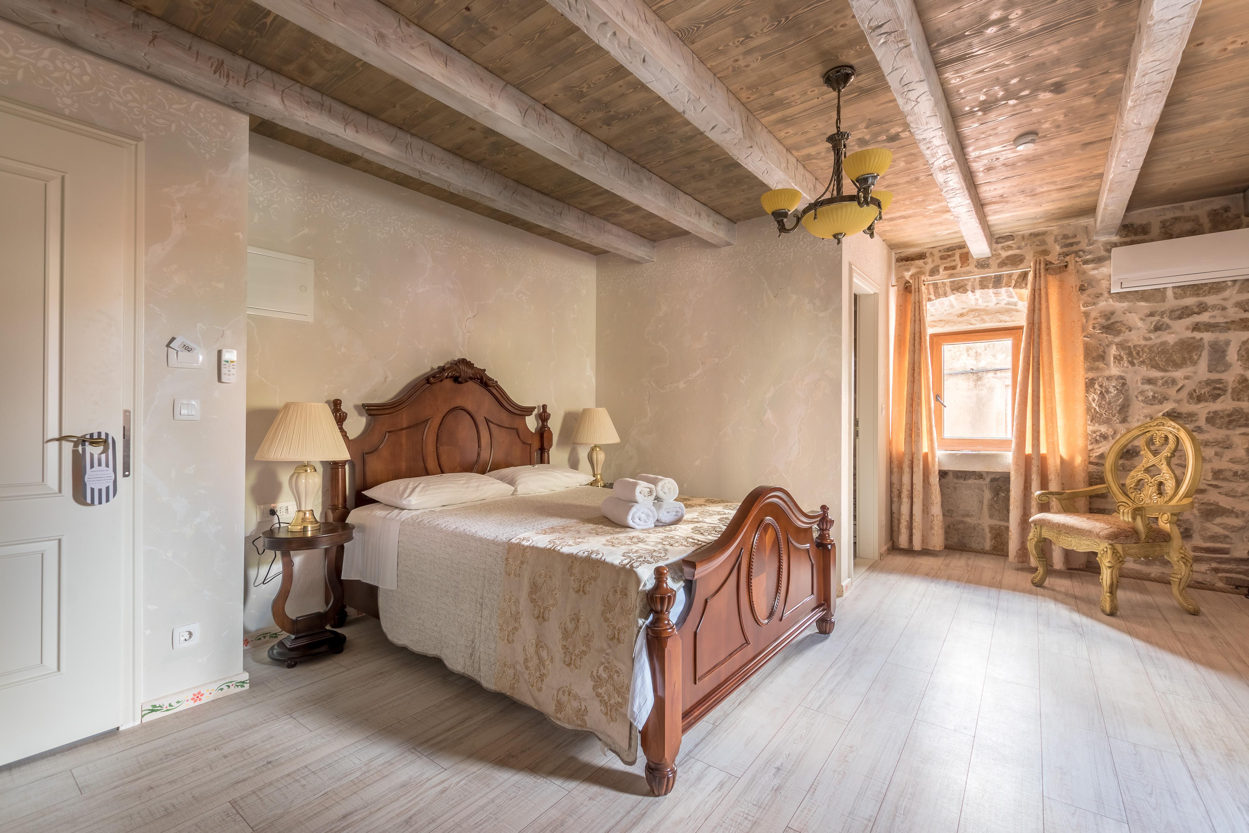 Heritage Palace Varos - Mag Quaint & Elegant Boutique Hotels Split Eksteriør bilde