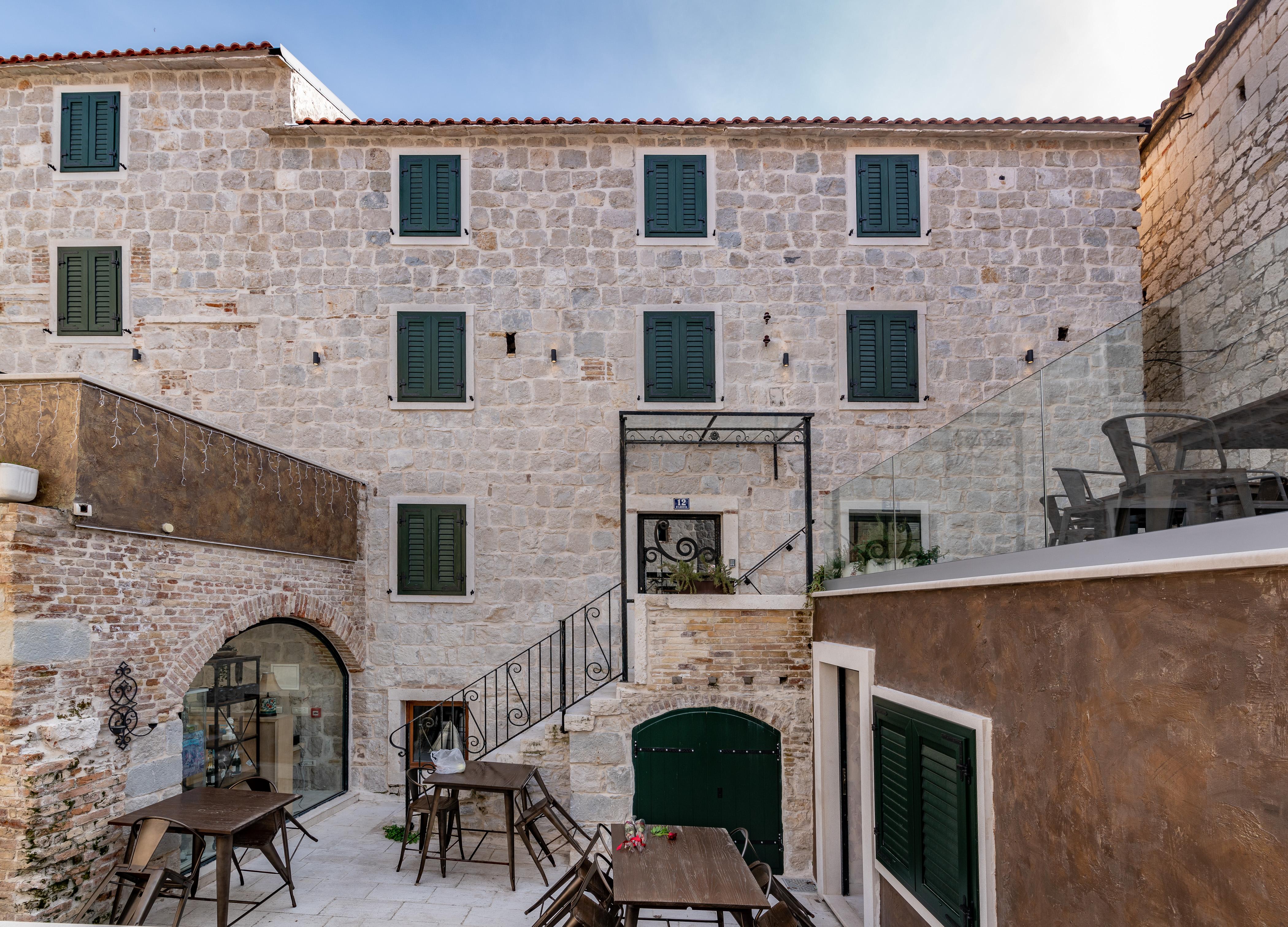 Heritage Palace Varos - Mag Quaint & Elegant Boutique Hotels Split Eksteriør bilde